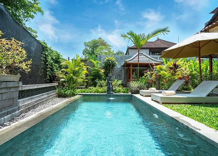 Villa Warm Wooden Tropical With Pool *