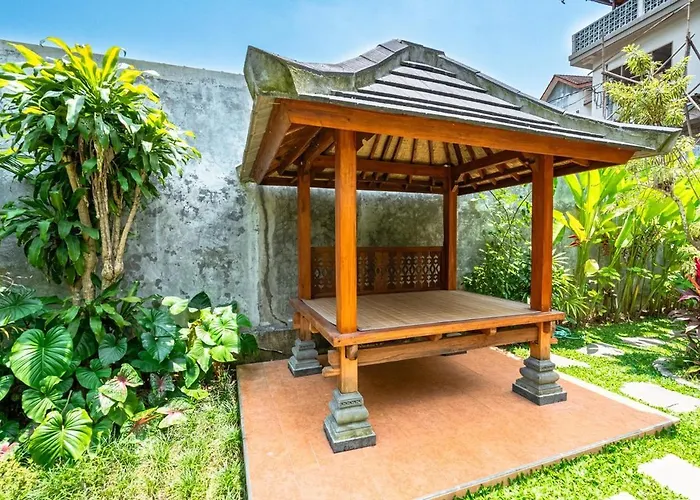 Warm Wooden Tropical With Pool * Ubud (Bali)